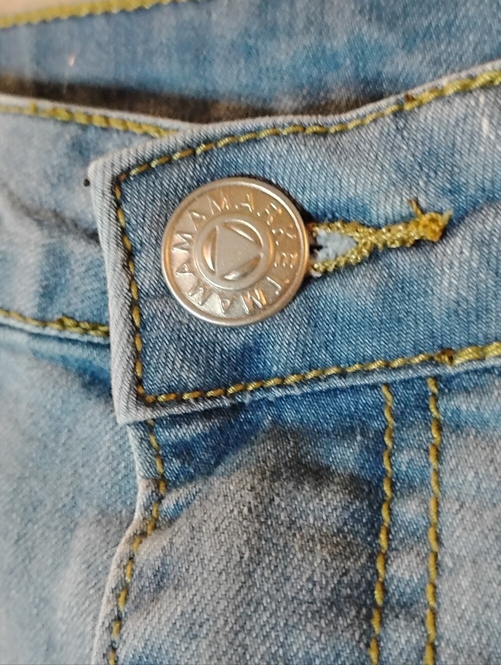 Used Jeans Size 2 - Picture 3 of 5